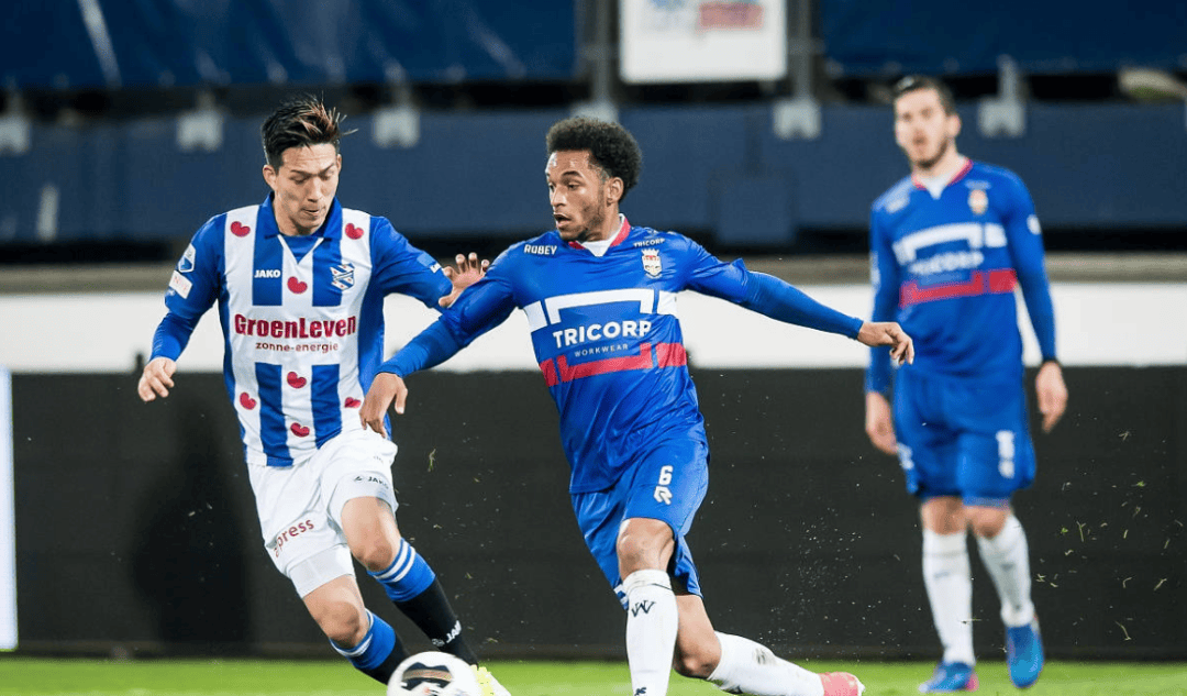 与传统卡牌 与传统卡牌